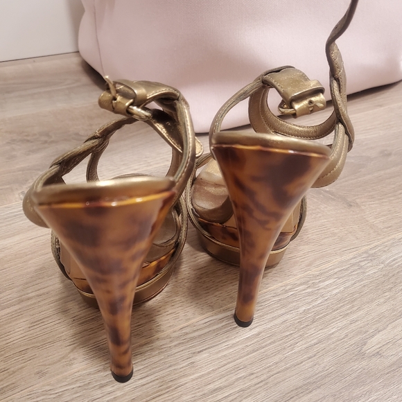 Gucci authentic high heels - Picture 5 of 13